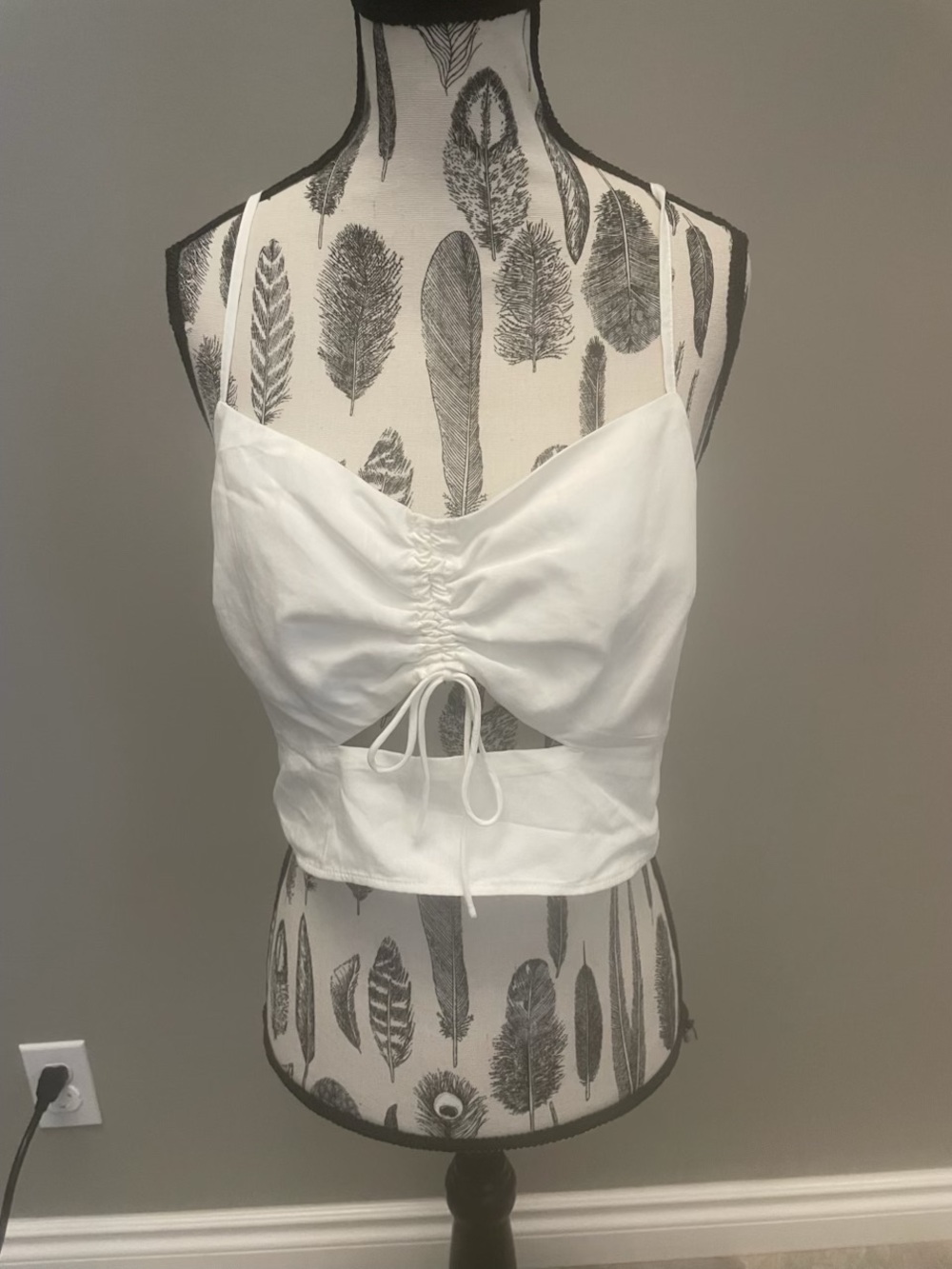 ABERCROMBIE & FITCH - White Ruched Tie-Front Crop Top - Women